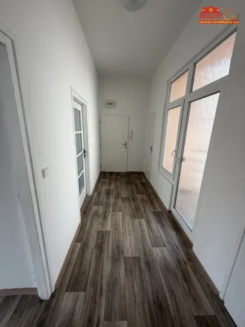 Pronájem bytu 2+1, Náchod, Hrašeho, 68 m2