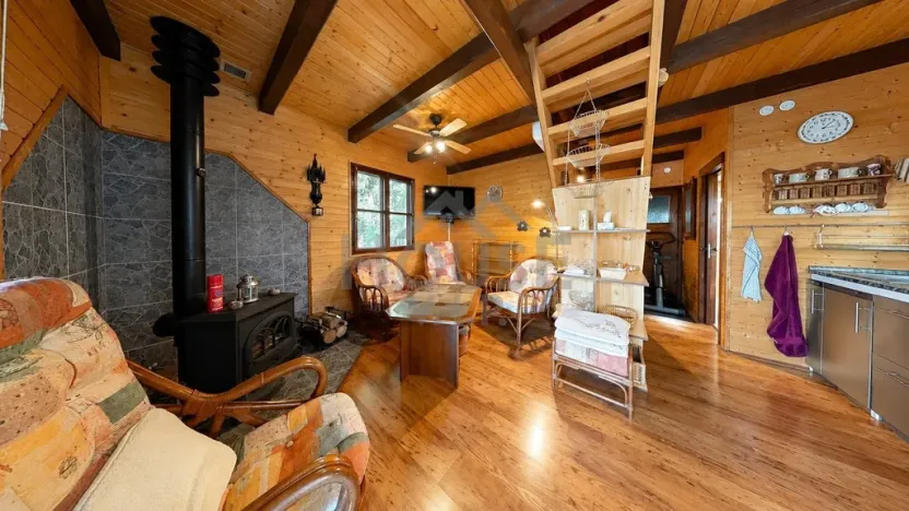 Prodej chalupy, Kněževes, 50 m2