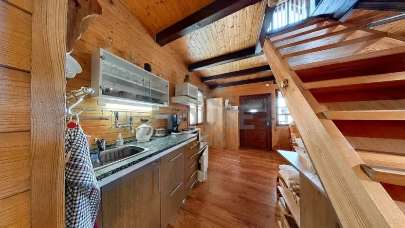 Prodej chalupy, Kněževes, 50 m2