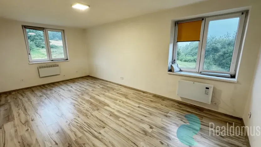 Pronájem bytu 2+1, Ktiš - Březovík, 52 m2