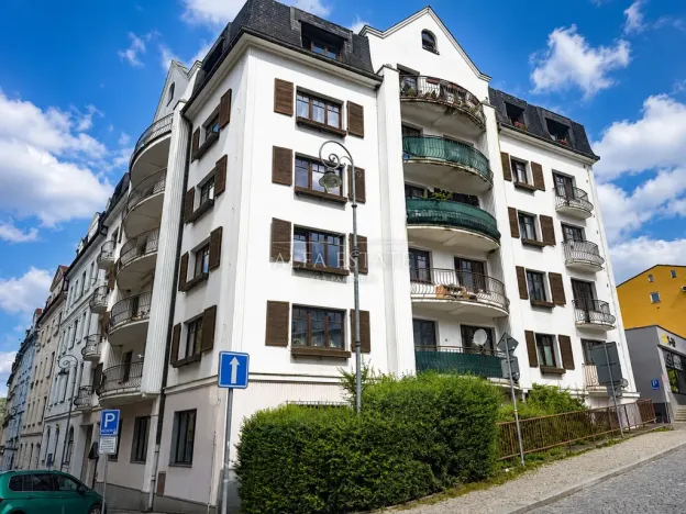 Prodej bytu 3+1, Karlovy Vary, Raisova, 110 m2