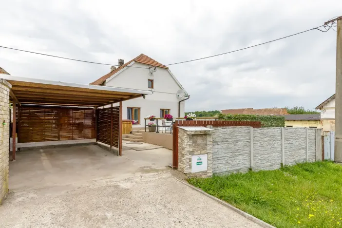Prodej rodinného domu, Klobuky - Kobylníky, 115 m2