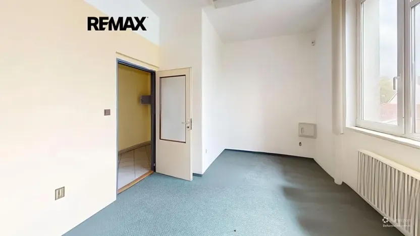 Pronájem kanceláře, Pardubice, Bohdanečská, 186 m2