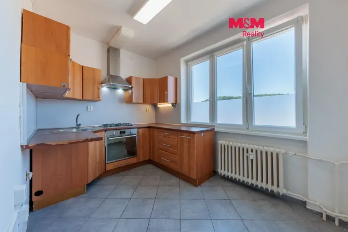 Prodej bytu 2+1, Karlovy Vary - Rybáře, Sokolovská, 56 m2