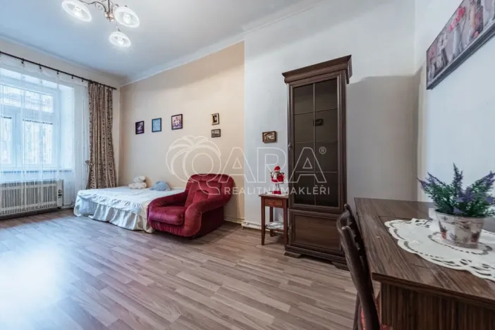 Pronájem bytu 3+1, Praha - Žižkov, Hartigova, 75 m2