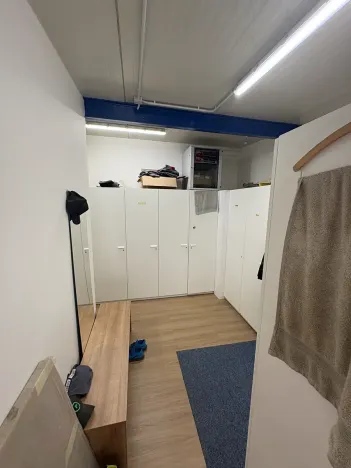 Pronájem výrobních prostor, Praha - Uhříněves, Přátelství, 1256 m2