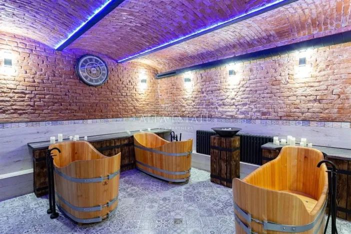 Prodej ubytování, Karlovy Vary, Foersterova, 2100 m2