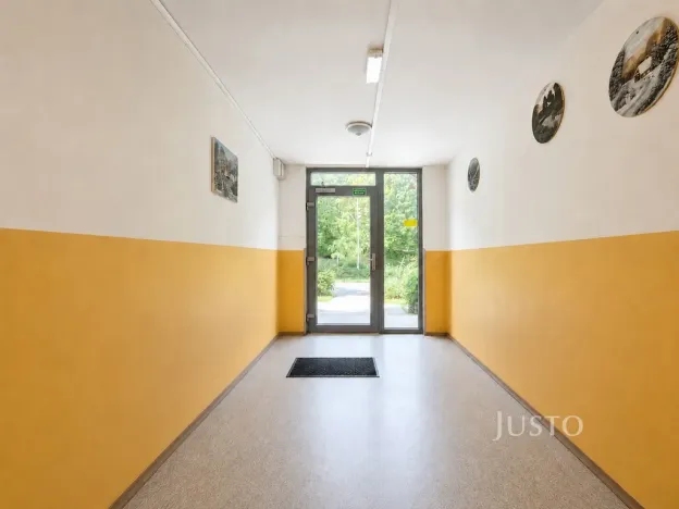 Prodej bytu 2+1, Praha - Kobylisy, Šimůnkova, 46 m2
