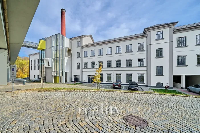 Pronájem bytu 2+kk, Jihlava, Křižíkova, 96 m2