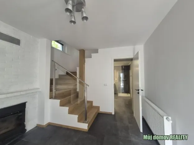 Pronájem rodinného domu, Praha - Klánovice, Smidarská, 120 m2