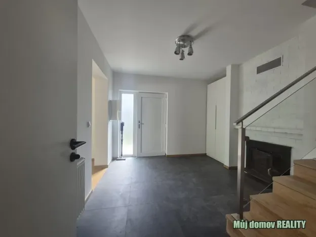 Pronájem rodinného domu, Praha - Klánovice, Smidarská, 120 m2