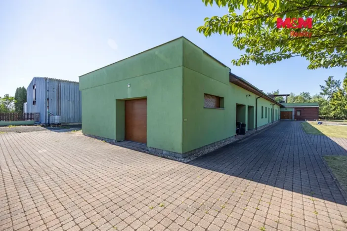 Prodej rodinného domu, Přerov nad Labem, 520 m2