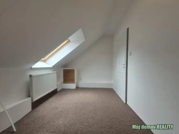 Pronájem bytu 4+kk, Praha - Horní Počernice, 103 m2