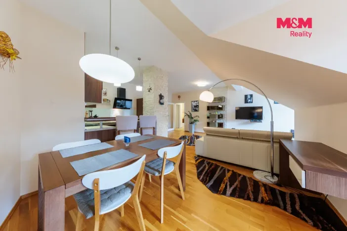 Prodej bytu 3+kk, Karlovy Vary, Moravská, 111 m2