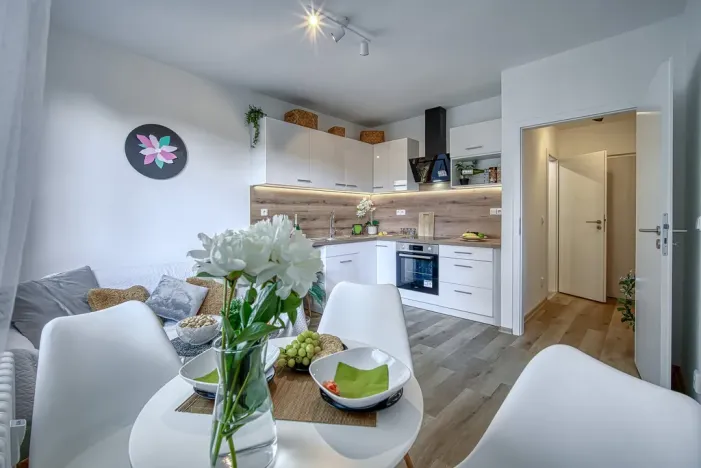 Pronájem bytu 1+1, Děčín - Děčín IX-Bynov, Nálepkova, 35 m2