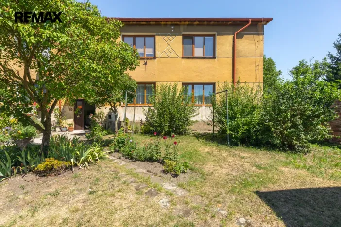 Prodej bytu 2+1, Louka u Litvínova, Husova, 73 m2