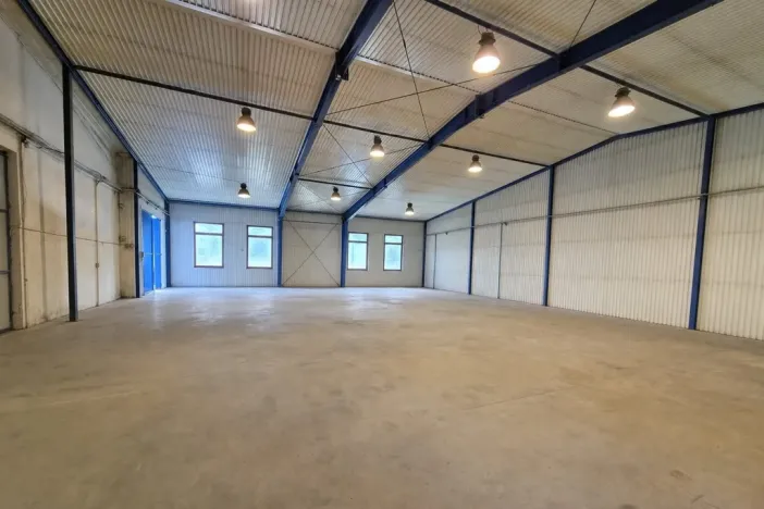 Pronájem skladu, Loděnice, Pražská, 425 m2