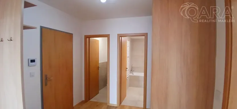 Pronájem bytu 3+kk, Praha - Řepy, Laudova, 84 m2
