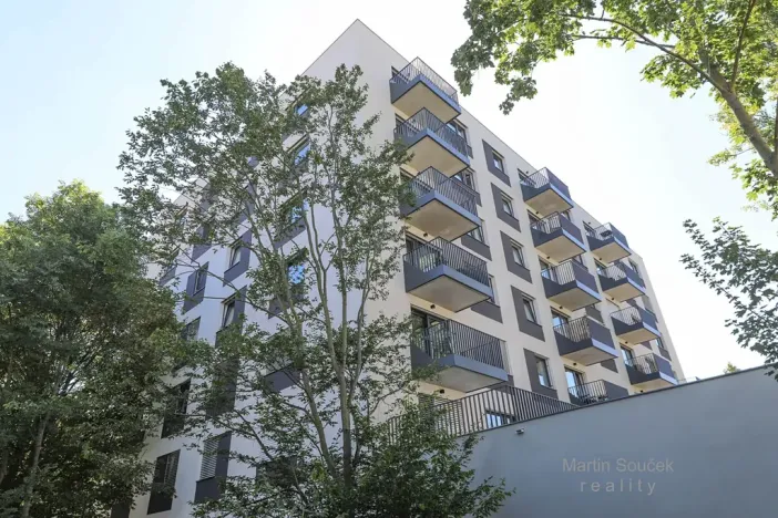 Pronájem bytu 2+kk, Praha - Řepy, Laudova, 60 m2