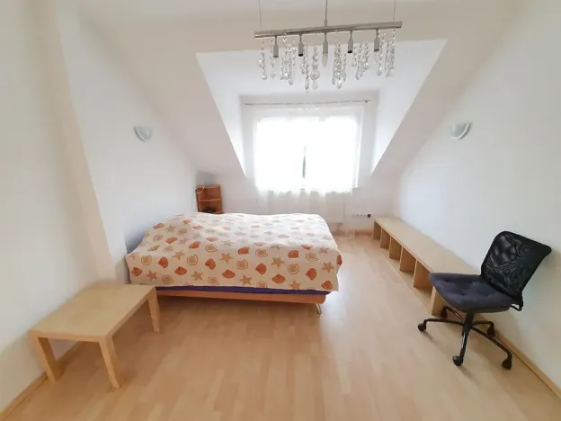Pronájem bytu 3+1, Praha - Strašnice, Uhříněveská, 100 m2