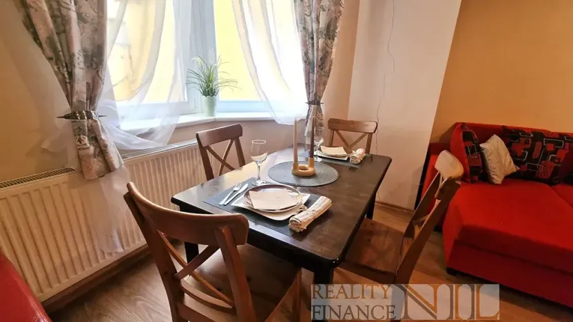 Pronájem bytu 2+kk, Mariánské Lázně, Mladějovského, 74 m2
