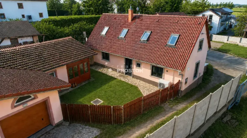 Prodej rodinného domu, Slaný - Trpoměchy, 120 m2
