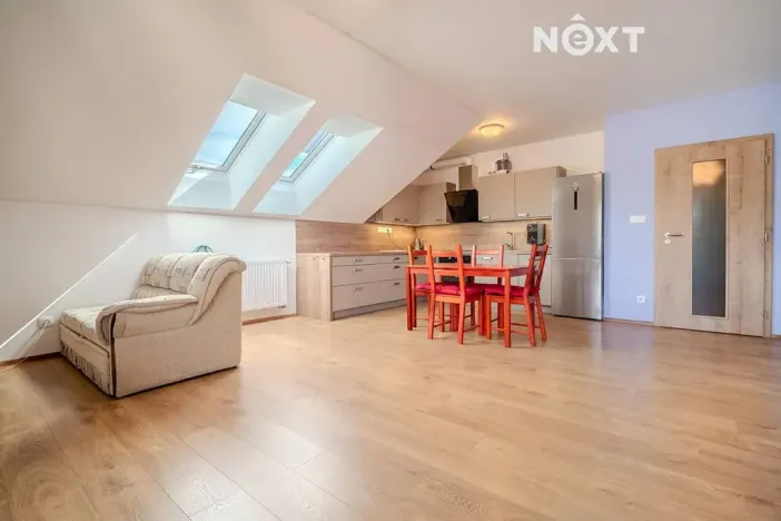 Prodej bytu 4+kk, Trhové Sviny, Za Pilou, 95 m2