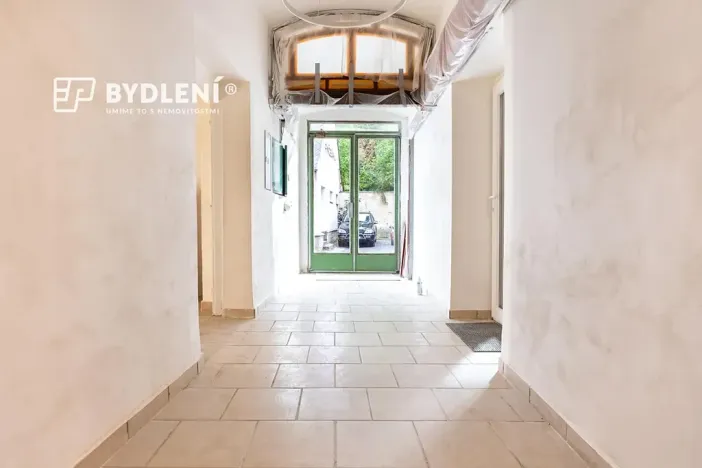 Pronájem restaurace, Krupka, Husitská, 330 m2