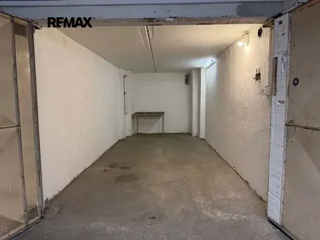 Pronájem garáže, Kladno, Bellevue, 17 m2