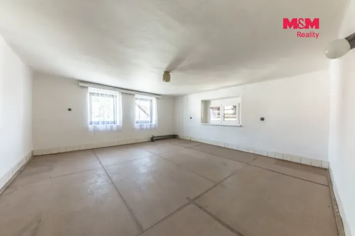 Prodej rodinného domu, Činěves, 161 m2