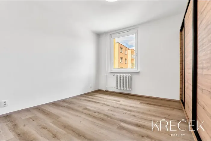 Pronájem bytu 3+1, Třebíč, Obránců míru, 68 m2