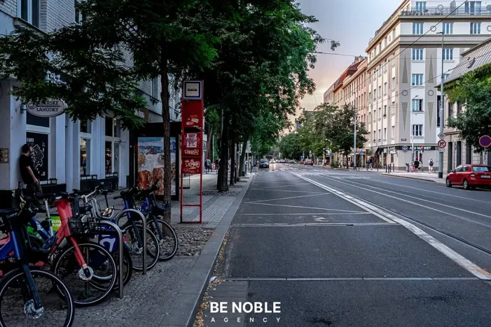 Pronájem bytu 1+kk, Praha - Holešovice, Tovární, 31 m2
