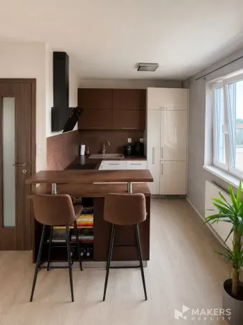 Pronájem bytu 2+kk, Praha - Sobín, Želetická, 54 m2