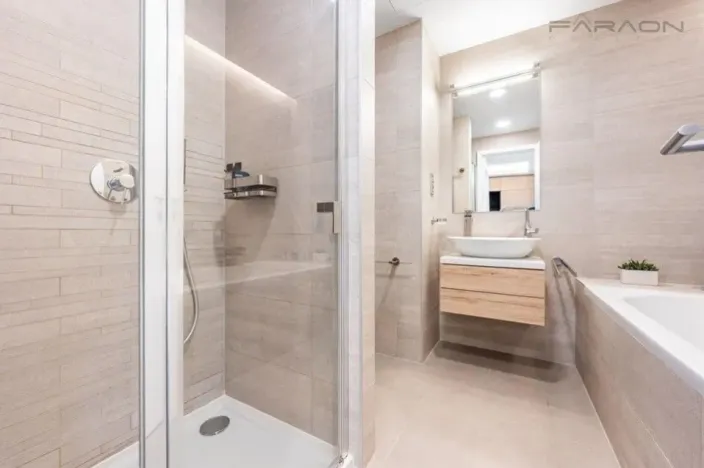 Prodej bytu 2+kk, Praha - Libeň, Menclova, 66 m2