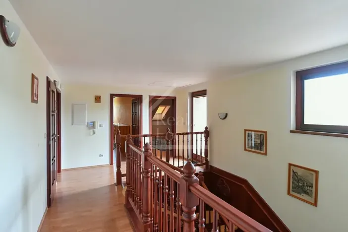 Pronájem rodinného domu, Praha - Čimice, Na průhonu, 310 m2