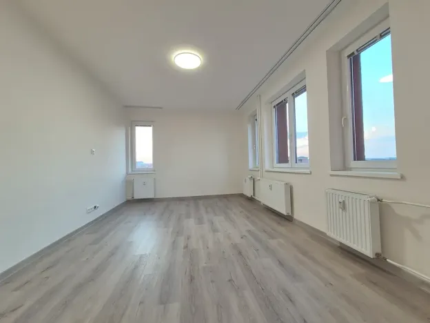 Pronájem bytu 2+1, Ostrava, Hlavní třída, 59 m2