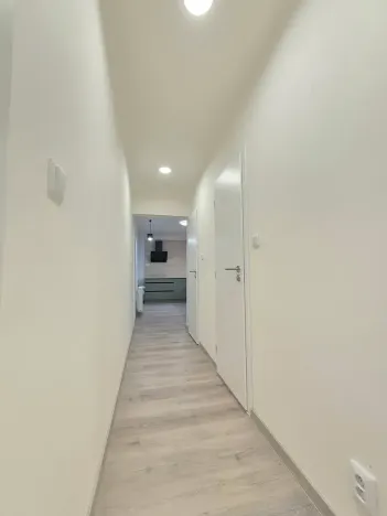 Pronájem bytu 2+1, Ostrava, Hlavní třída, 59 m2