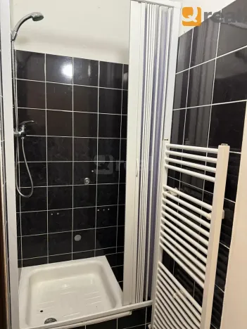 Pronájem obchodního prostoru, Liberec, Hanychovská, 47 m2