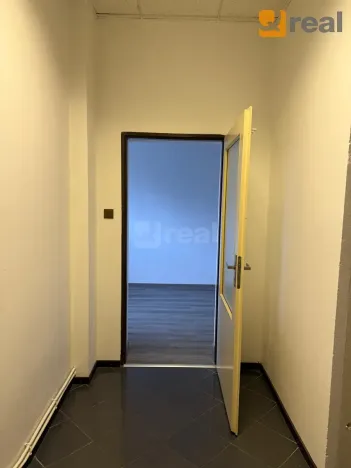 Pronájem obchodního prostoru, Liberec, Hanychovská, 47 m2