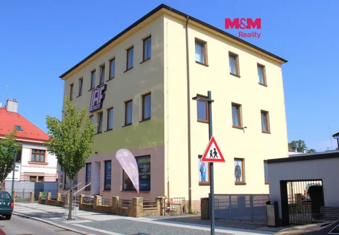 Pronájem kanceláře, Nová Paka, Komenského, 27 m2
