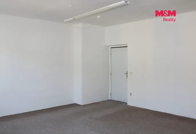 Pronájem kanceláře, Nová Paka, Komenského, 27 m2