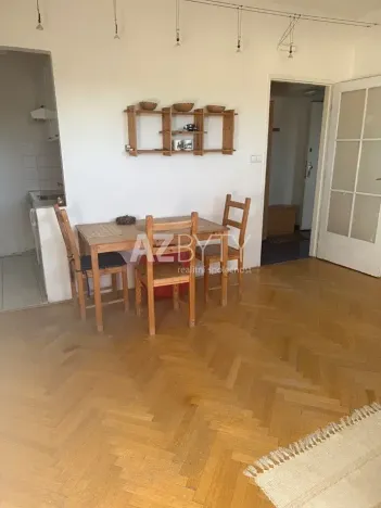 Prodej bytu 2+kk, Praha - Bubeneč, Lotyšská, 38 m2