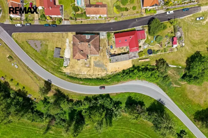 Prodej vícegeneračního domu, Zemětice - Čelákovy, 735 m2