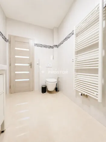 Pronájem rodinného domu, Praha - Letňany, Boletická, 42 m2
