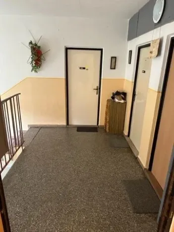 Prodej bytu 3+1, Horní Planá, Sídliště Míru, 78 m2