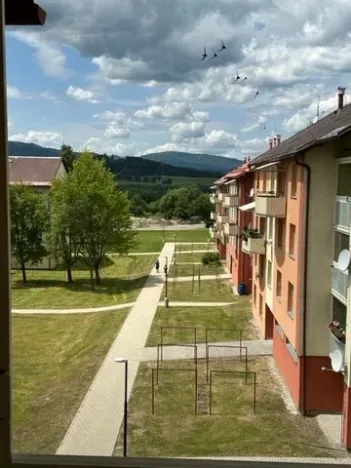 Prodej bytu 3+1, Horní Planá, Sídliště Míru, 78 m2