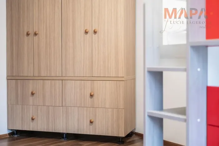 Pronájem bytu 3+kk, Praha - Dejvice, Lindleyova, 79 m2