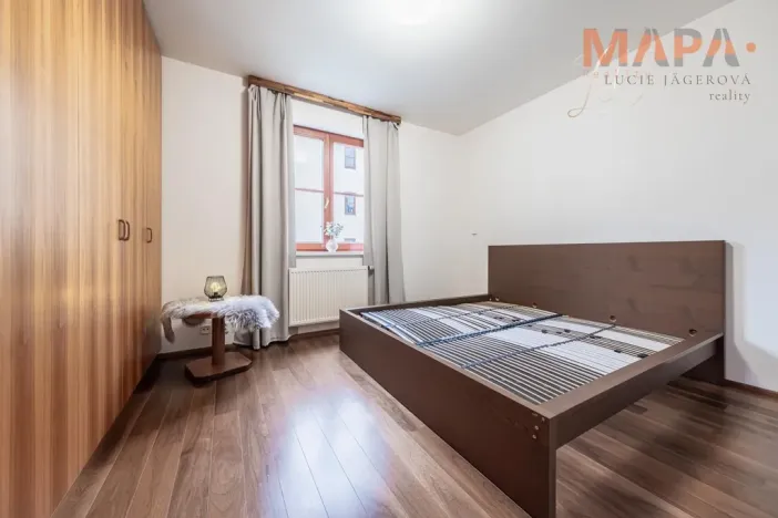 Pronájem bytu 3+kk, Praha - Dejvice, Lindleyova, 79 m2