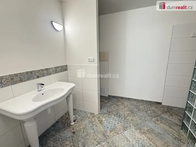 Pronájem rodinného domu, Sulice - Hlubočinka, K Potoku, 225 m2