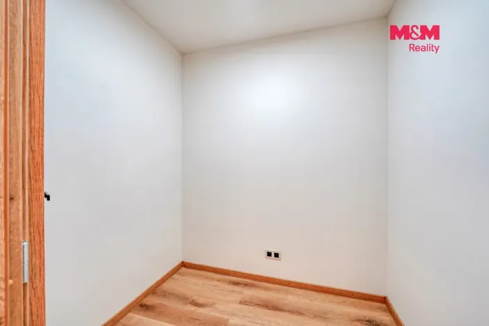 Prodej bytu 3+kk, Plzeň - Lobzy, Partyzánská, 60 m2